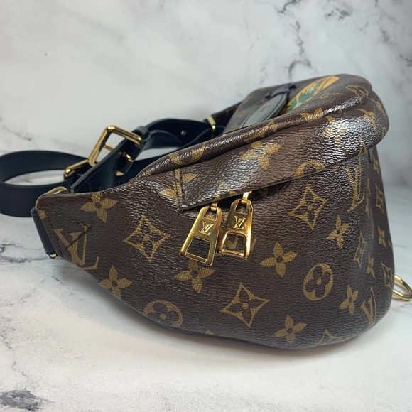 ❌❌Louis Vuitton World Tour bumbag Monogram waist crossbody My LV leather bum bag - Picture 6 of 16